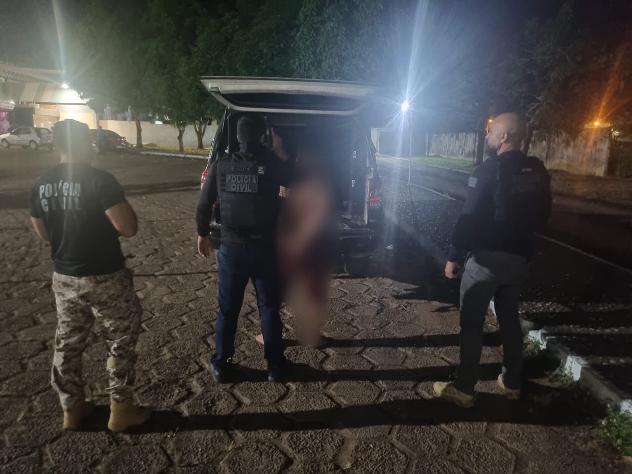 EM MACAPÁ, POLÍCIA CIVIL PRENDE HOMEM EM FLAGRANTE ACUSADO DE PROVOCAR INCÊNDIO QUE ATINGIU 12 CASAS E PRATICAR HOMICÍDIO CONTRA O PRÓPRIO AVÔ